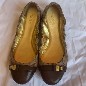 COACH Women’s Ballet Flats Delphine Monogram size 9